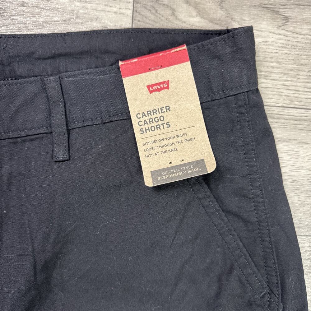 Levi Strauss & Co Carrier Cargo Shorts Black sz 34 - Picture 4 of 8